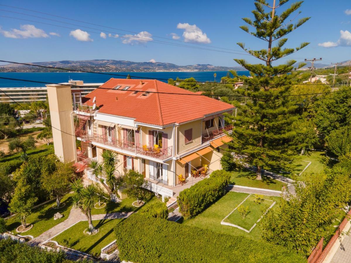 לאסי Lorenzo House Apartments מראה חיצוני תמונה