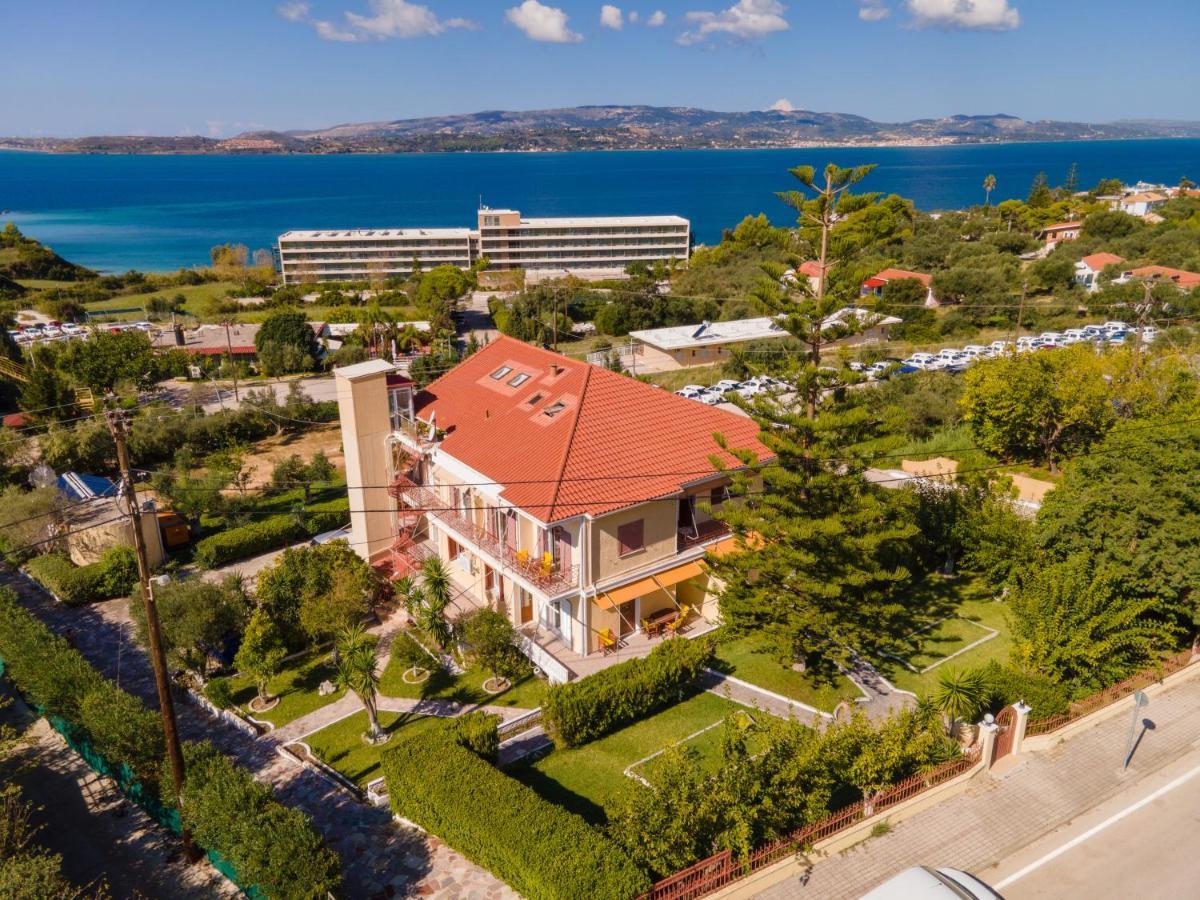 לאסי Lorenzo House Apartments מראה חיצוני תמונה