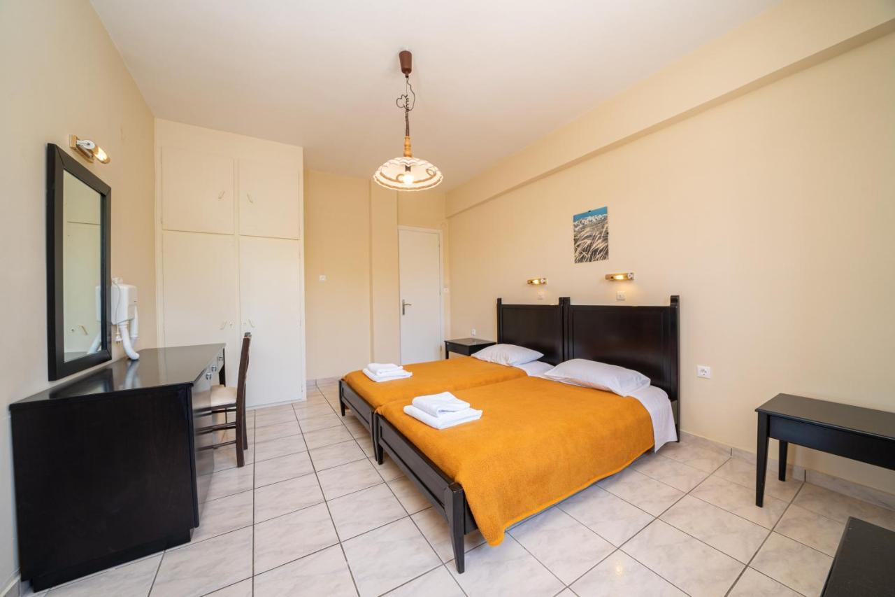 לאסי Lorenzo House Apartments מראה חיצוני תמונה